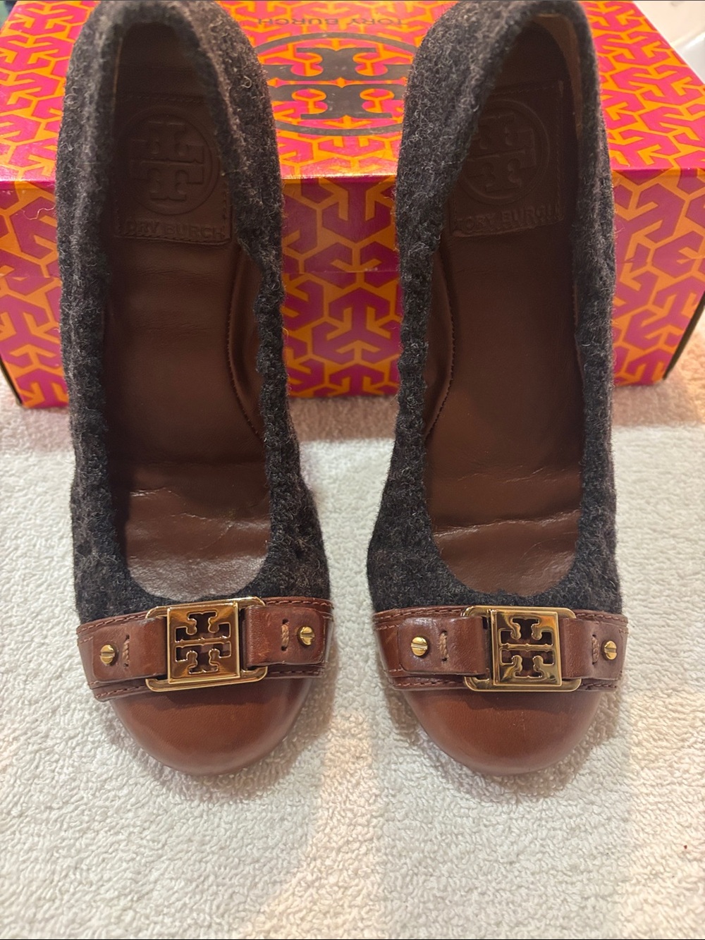 Tory Burch Brown Leather & Charcoal Wool Logo Cap-Toe Flats